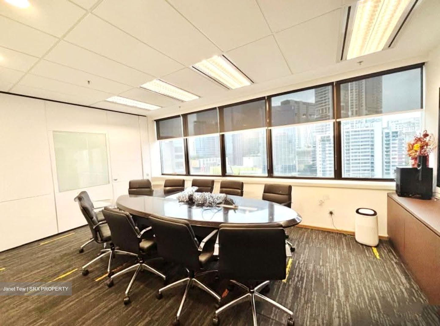 United Square (D11), Office #632871431
